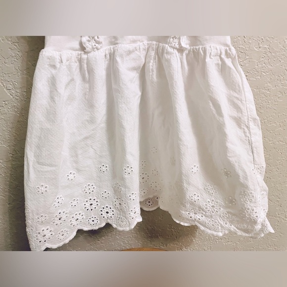 H&M white eyelet dress (12-18M) - Picture 4 of 5